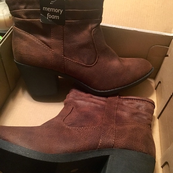 Az Garber - Picture 4 of 5